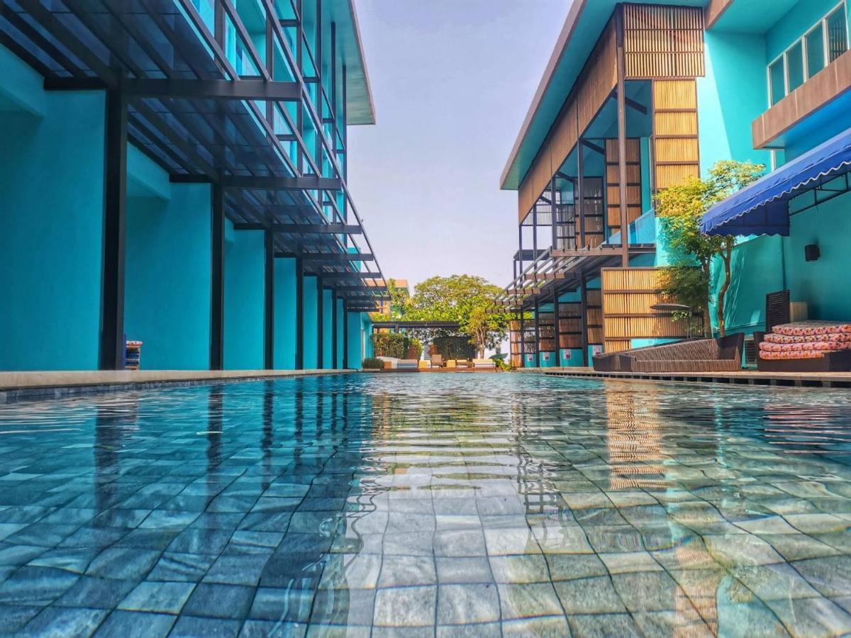 Beach Walk Boutique Resort Bangsaen Eksteriør bilde
