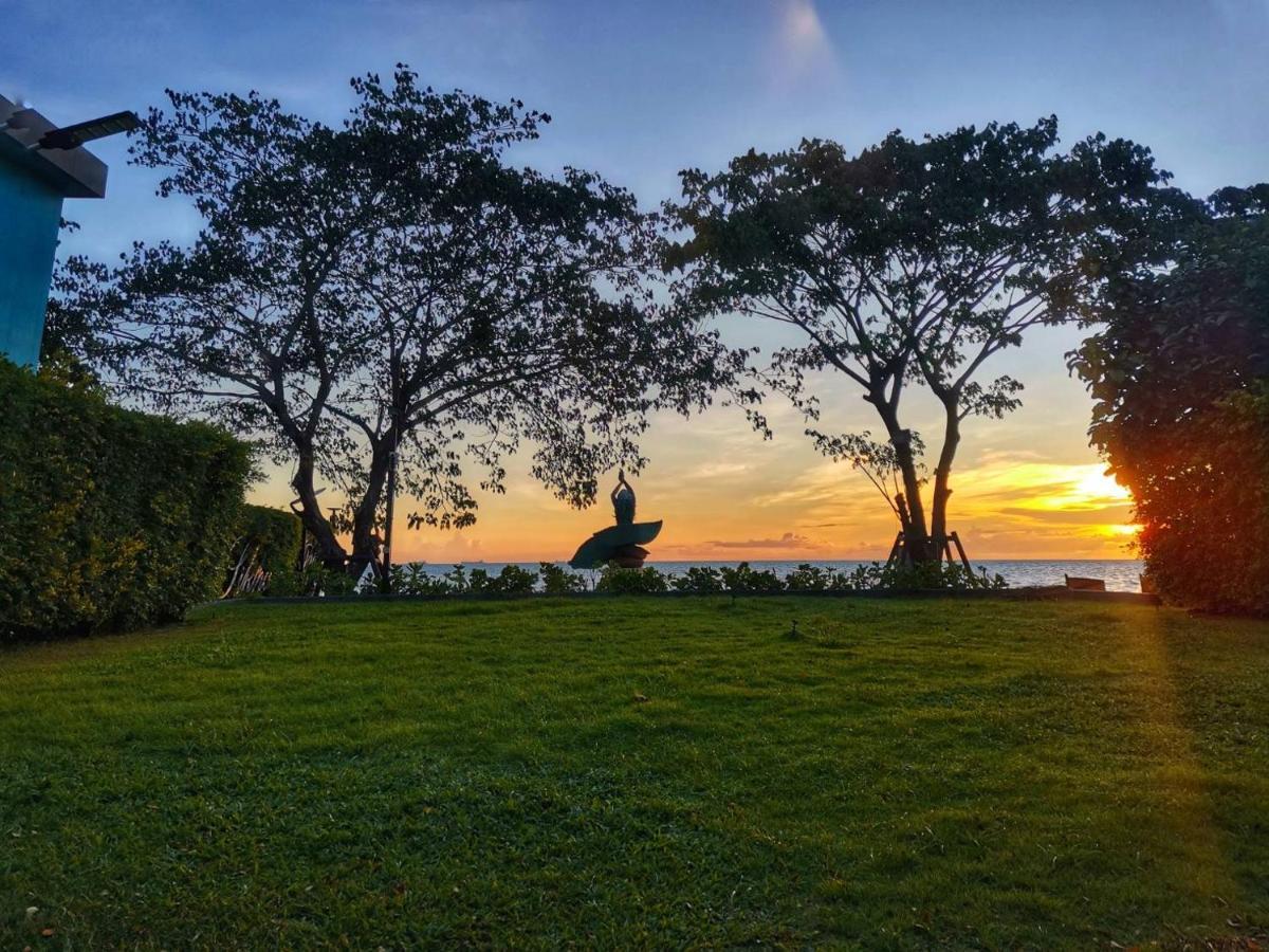 Beach Walk Boutique Resort Bangsaen Eksteriør bilde