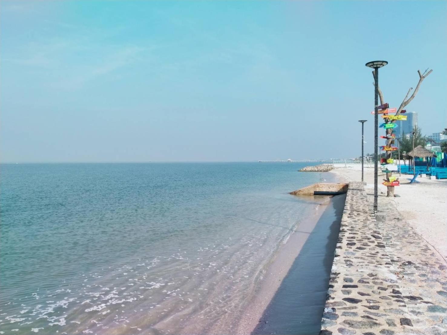 Beach Walk Boutique Resort Bangsaen Eksteriør bilde