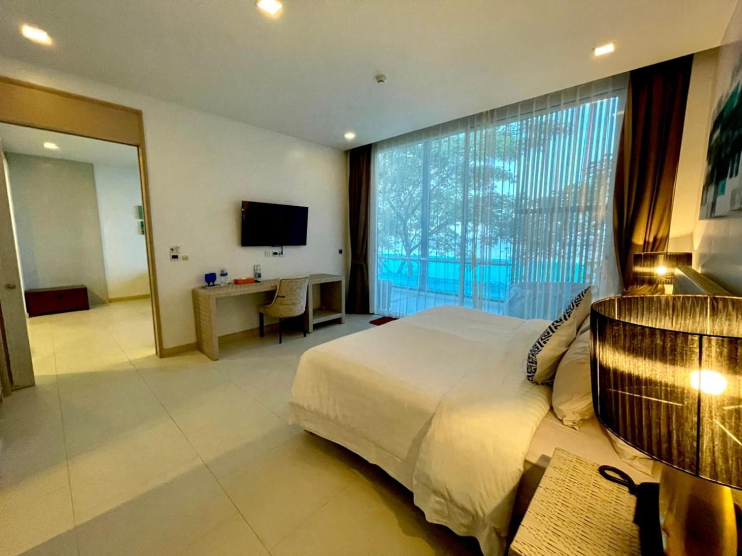Beach Walk Boutique Resort Bangsaen Rom bilde