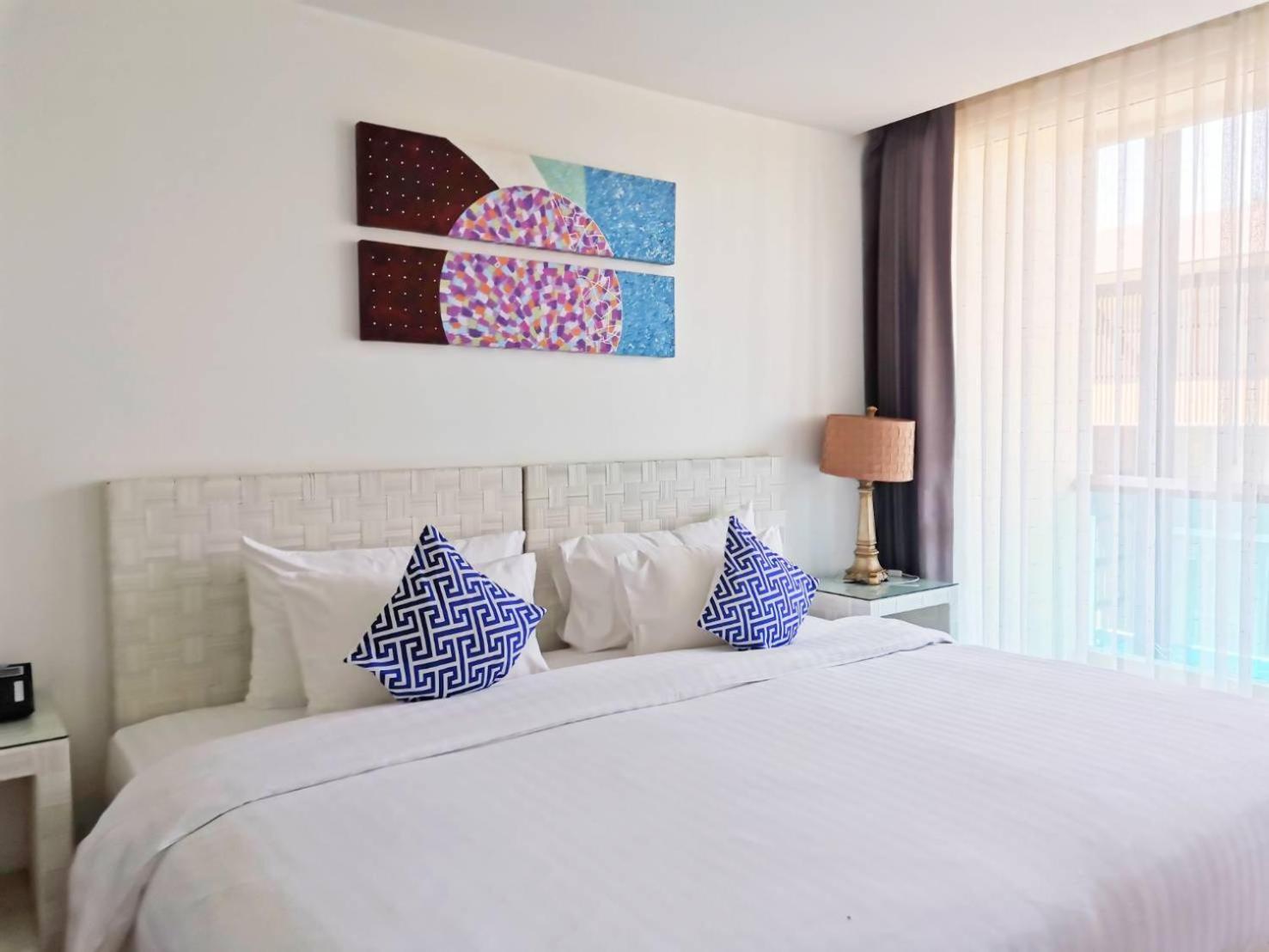Beach Walk Boutique Resort Bangsaen Rom bilde