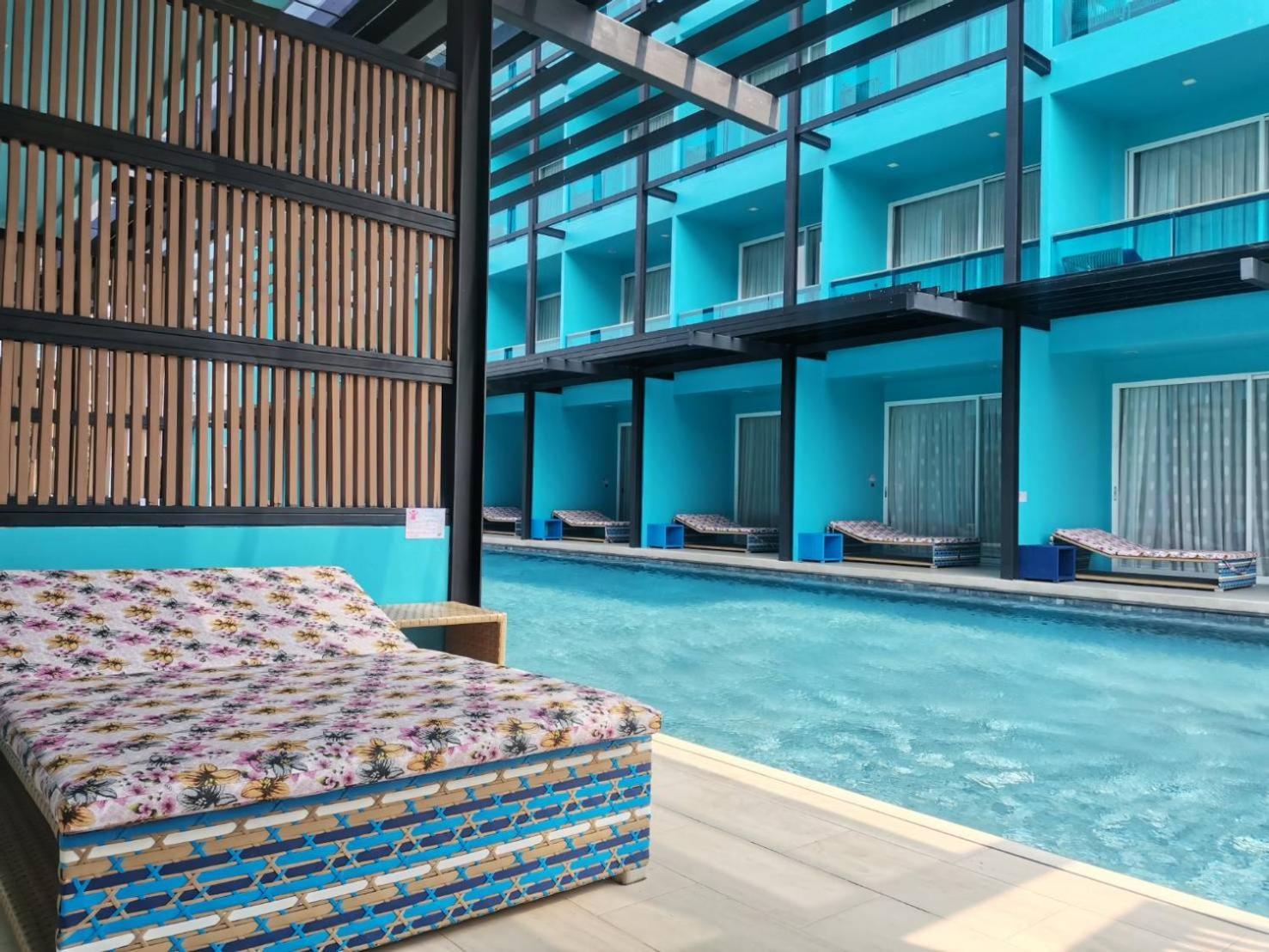 Beach Walk Boutique Resort Bangsaen Rom bilde